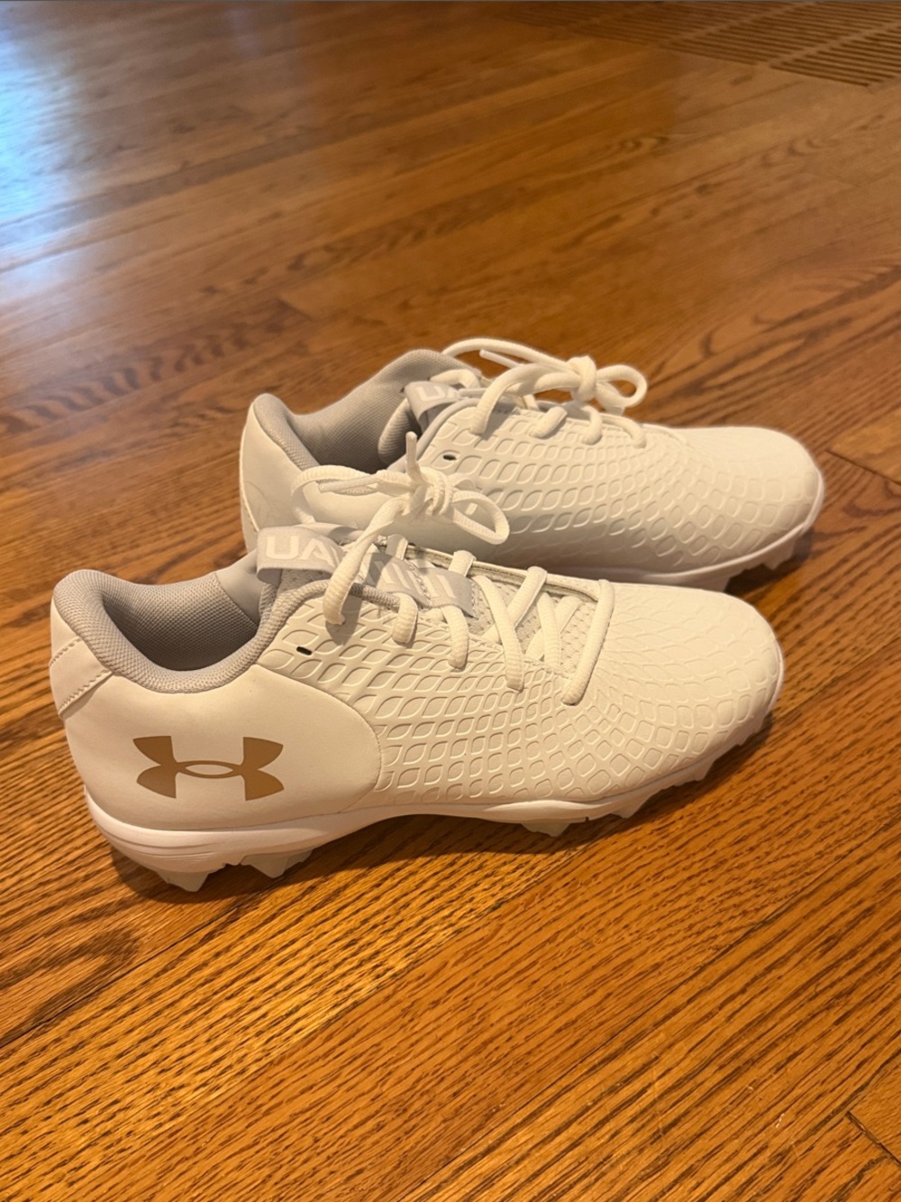 Under Armour Kids White Sneakers with Gold Logo